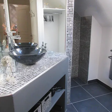 Дом отдыха Maison De La Carrerie, De Charme A 12450 *