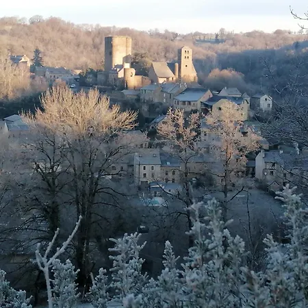Maison De La Carrérie, De Charme à 12450 * Calmont (Aveyron)